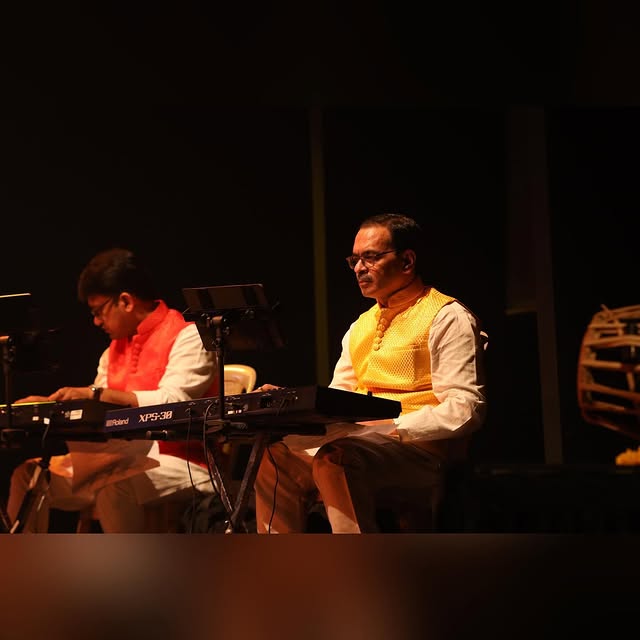 Swar Alap performing live at a wedding – soulful classical fusion live singers in Bangalore
